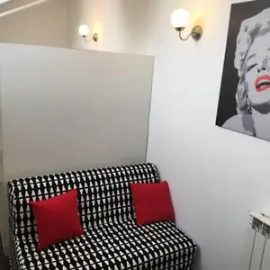 Romantica Mansarda 8.piano 15 Min Dal Centro , Milano Italia